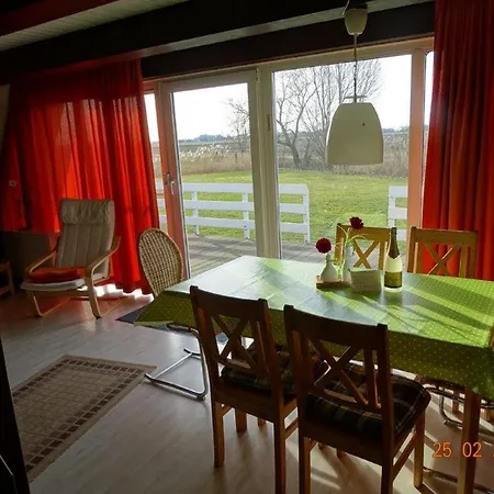 Holiday home Nurdachhaus Piratenweg 131 Butjadingen