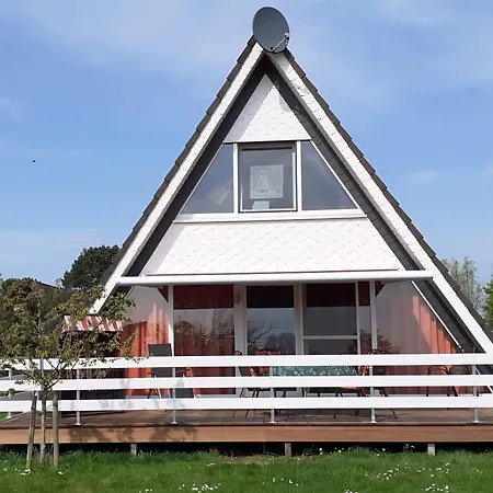 Nurdachhaus Piratenweg 131 *